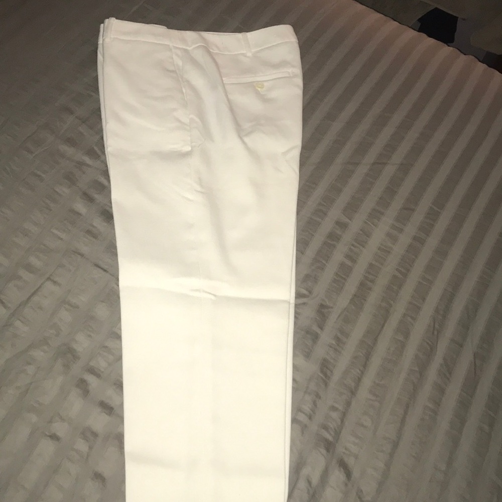 Lic Claiborne White Slacks.